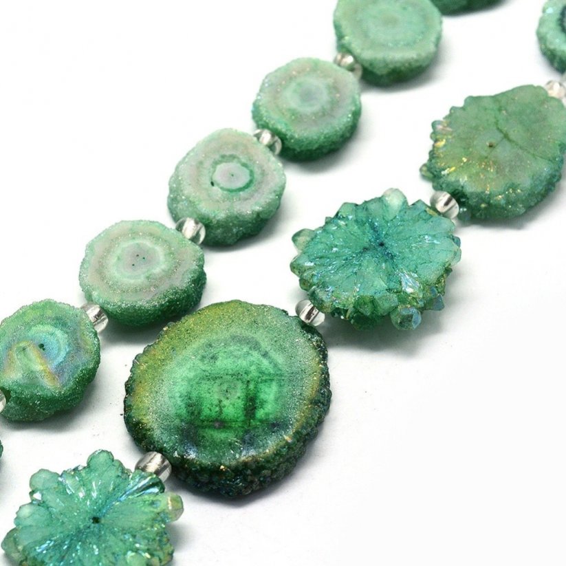 Druse aus Naturkristall, Nuggets 14~22x13~20 mm, grün