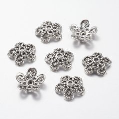 Kovový kaplík "květina" 12x3,5 mm