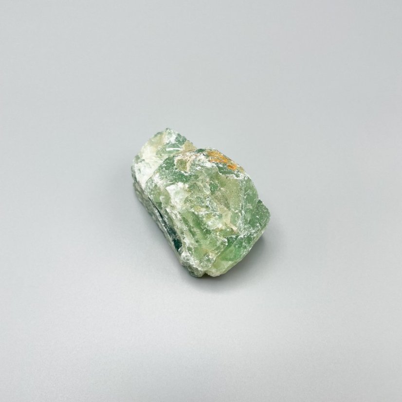 Surový fluorit dúhový, 100 - 200 g