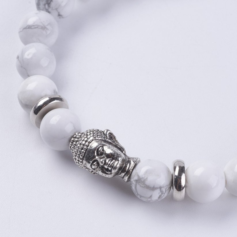 Armband aus natürlichem Howlith mit Kopf eines Buddhas