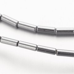 Bevont szintetikus hematit - rudak, ezüst, 4x1 mm