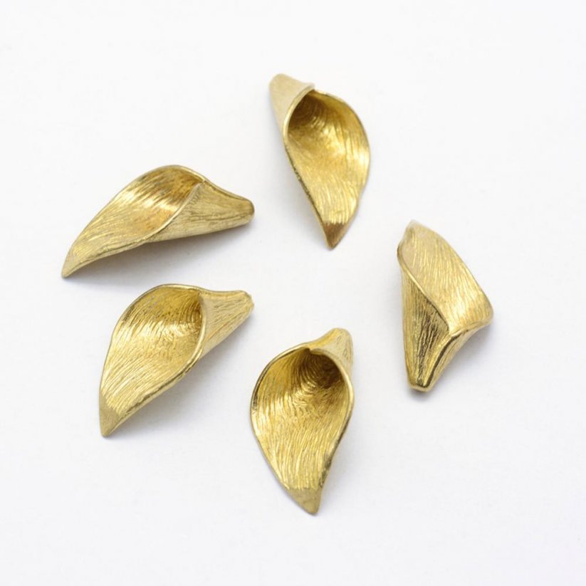 Mosadzný kaplík, list, zlatá, 25x14,5x7 mm