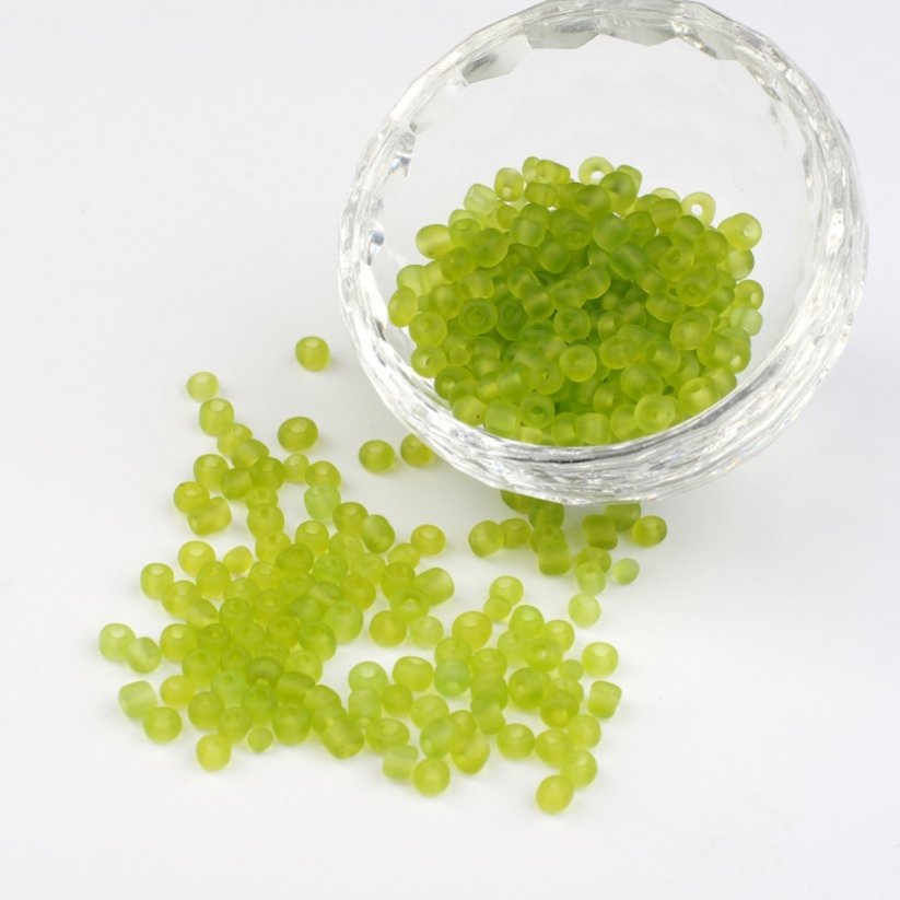 6/0 sklenené rokajlové korálky green yellow - matné - 50g