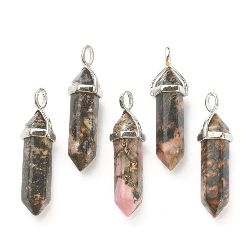 Přívěsek z rodonitu, 39x12x11,5 mm