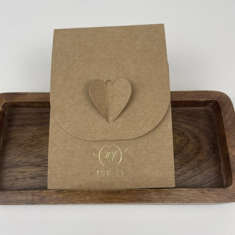 Nubio díszdoboz - arany dombornyomással