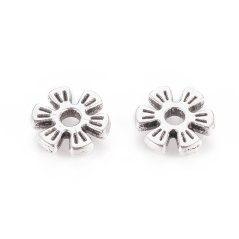 Kovový oddeľovač "kvetinka" strieborná 8x8x2mm