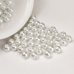 Skleněné korálky s perleťovým efektem - 6 mm, bílé