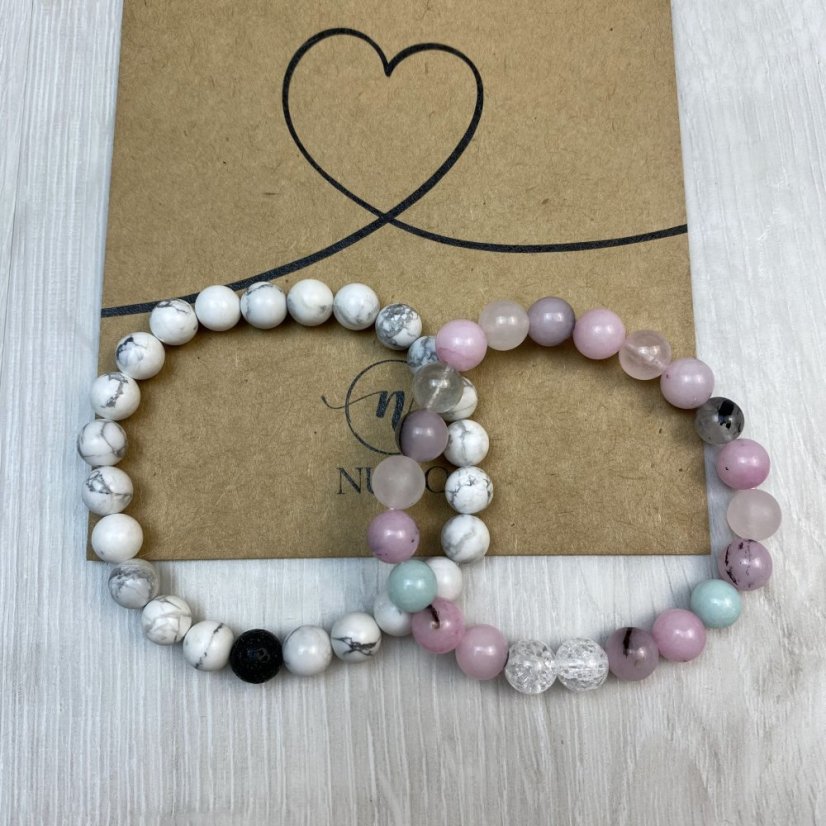 Dárková karta pro páry - náramky z howlitu a jaspisu