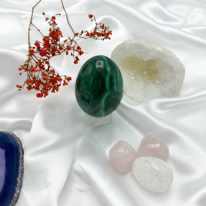 Természetes malachit tojás, talizmán, kb. 5,9x4,5 cm, 252 g