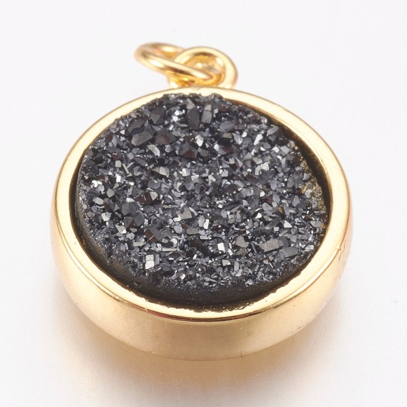 Sárgaréz medál sötét gyantával, arany, 14x11x3 mm