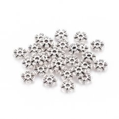 Abstandhalter aus Metall "Blume", silbern, 8x8x2 mm