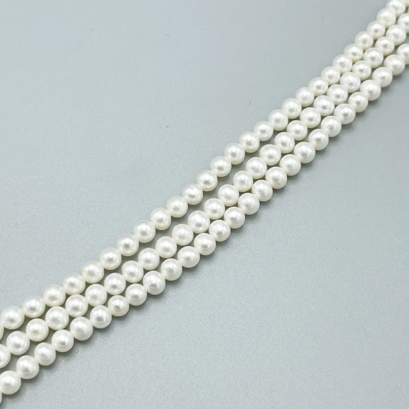 Přírodní říční perly, kulaté, 4-5 mm