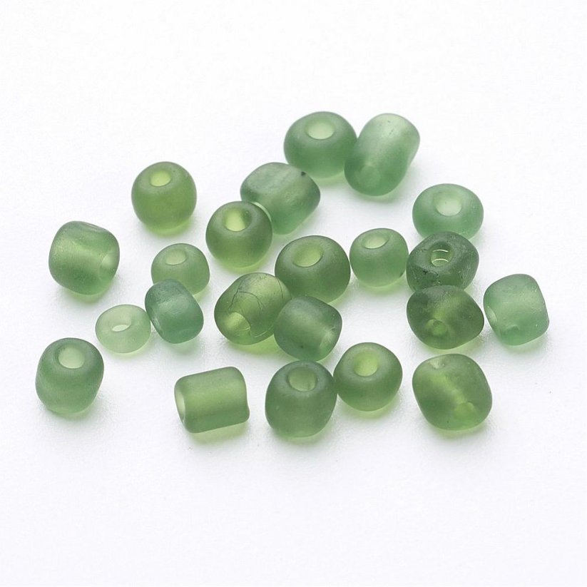 6/0 üveg maggyöngy  light green - matt - 50g