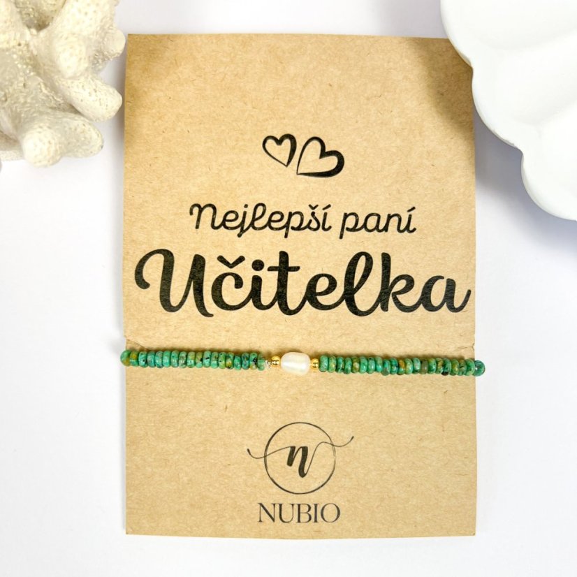 Dárková karta pro paní učitelku s náramkem z afrického nefritu s perličkou