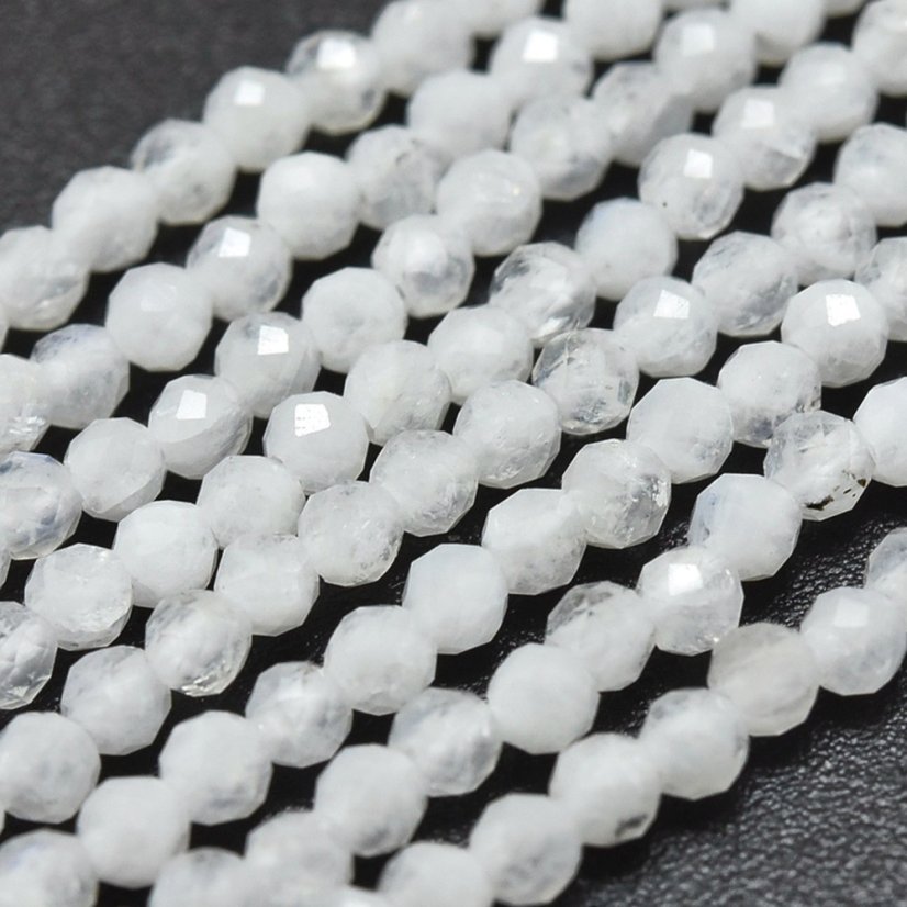 Prírodný mesačný kameň - korálky, brúsené,  biele, 2 mm