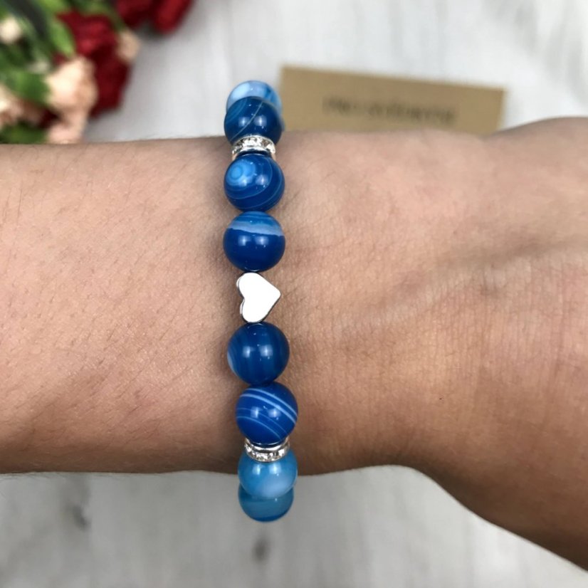 Dárková karta pro družičku - náramek z proužkovaného achátu se srdíčkem