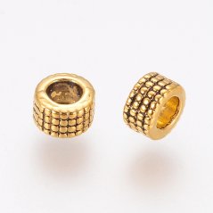 Kovový oddeľovač "bodky" 5x3x3 mm