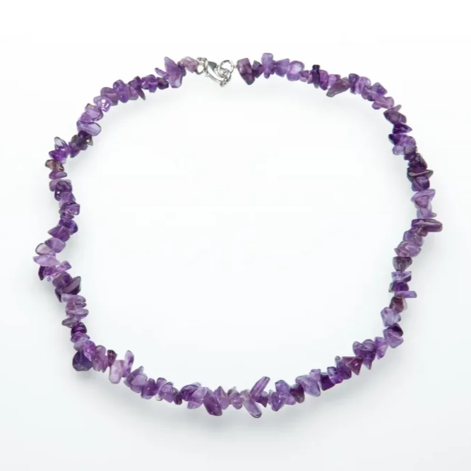 Nyaklánc vágott ametisztből, rövid
