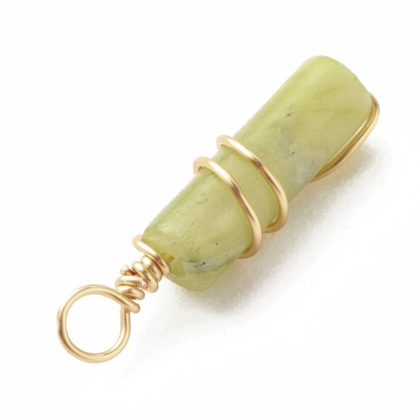 Přívěsek z taiwanského jadeitu, zelený,  20~21x5~5,5 mm