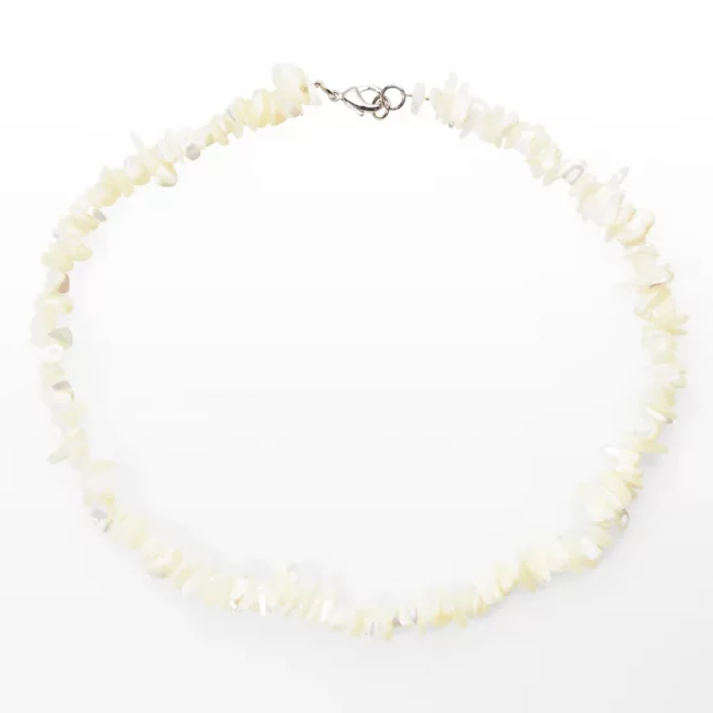 Náhrdelník zo sekanej perlete, krátky