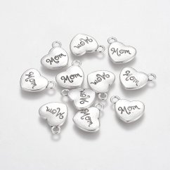 Fém medál "Mom" 18x15x3 mm