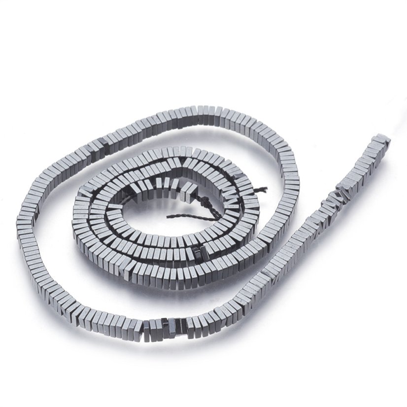 Syntetický hematit - heishi štvorčeky, 3x3mm