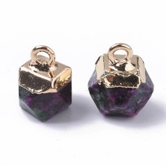 Přívěšek s přírodním rubínem, 12x10x10mm