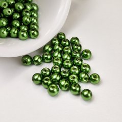 Sklenené korálky s perleťovým efektom - 8 mm svetlo-zelené