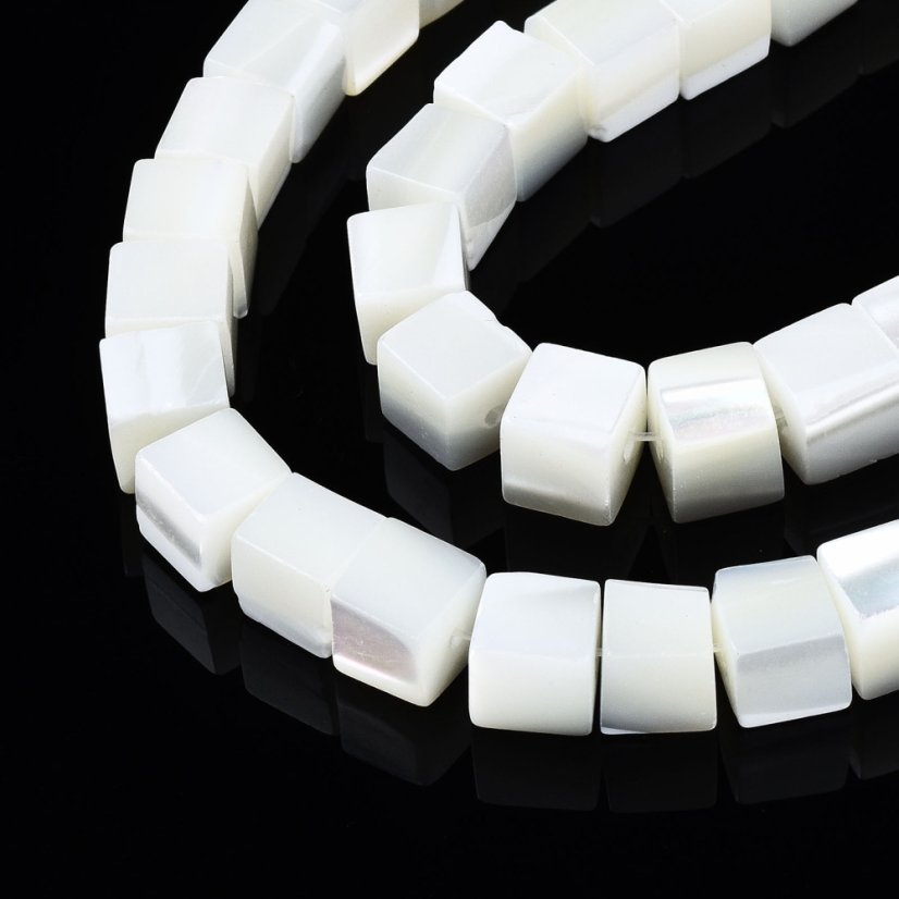 Prírodné perleťové kocky, 6x6x6 mm