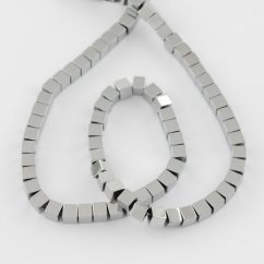 Syntetický hematit, nemagnetický - korálky, platinové, 2x2 mm