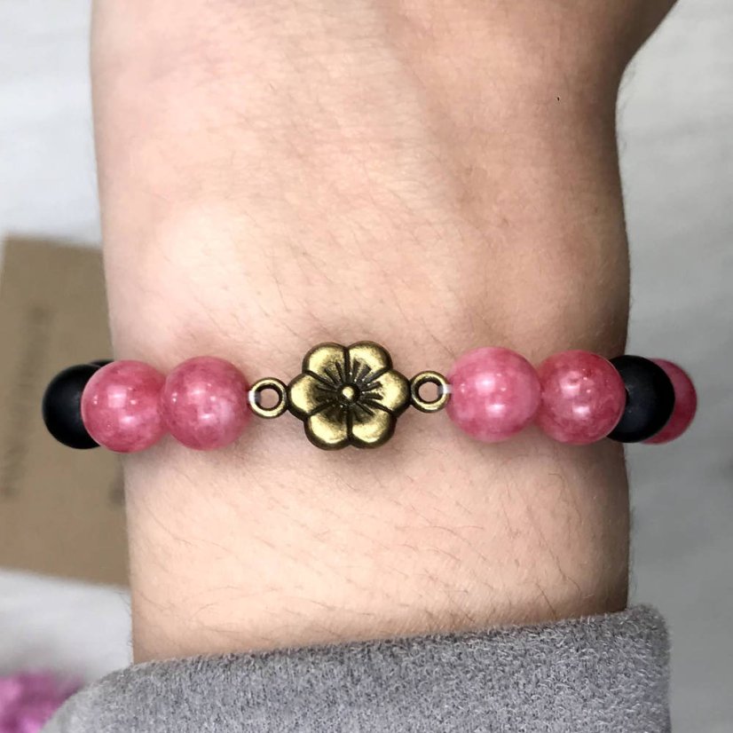 Dárková karta pro paní učitelku - náramek z achátu a chalcedonu s kytičkou