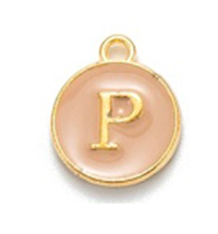 Kovový prívesok s písmenom P, krémový, 14x12x2 mm