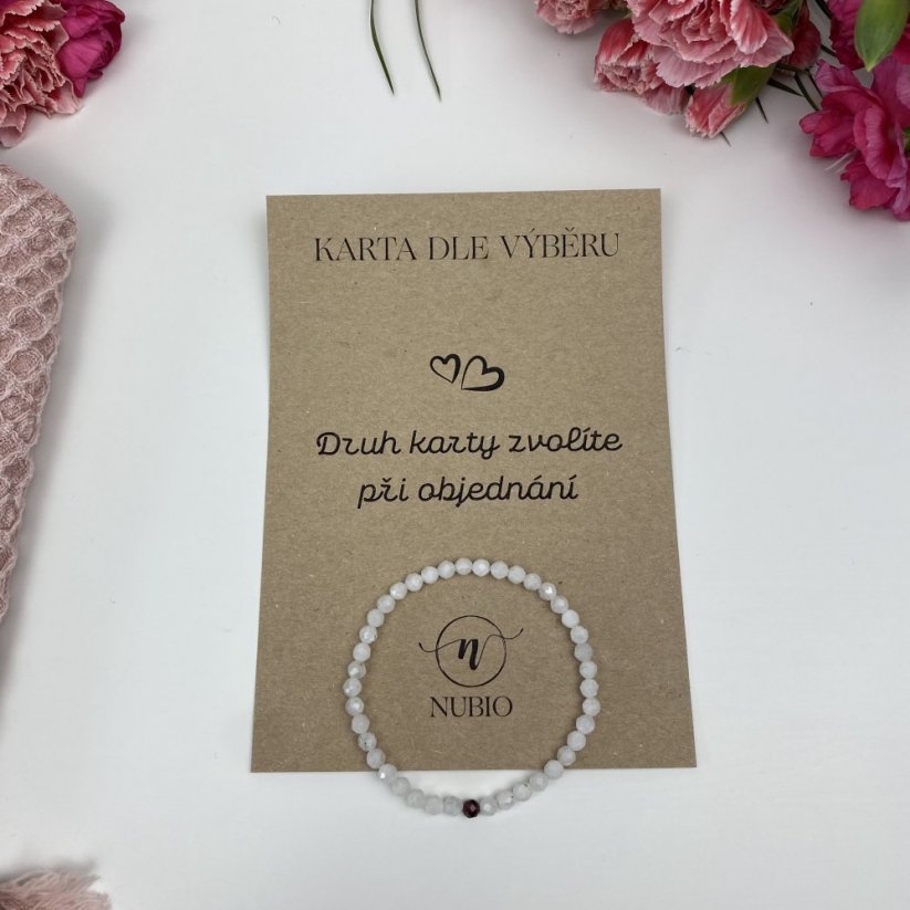 Geschenkkarte mit minimalistischem Armband aus Mondstein und Granat