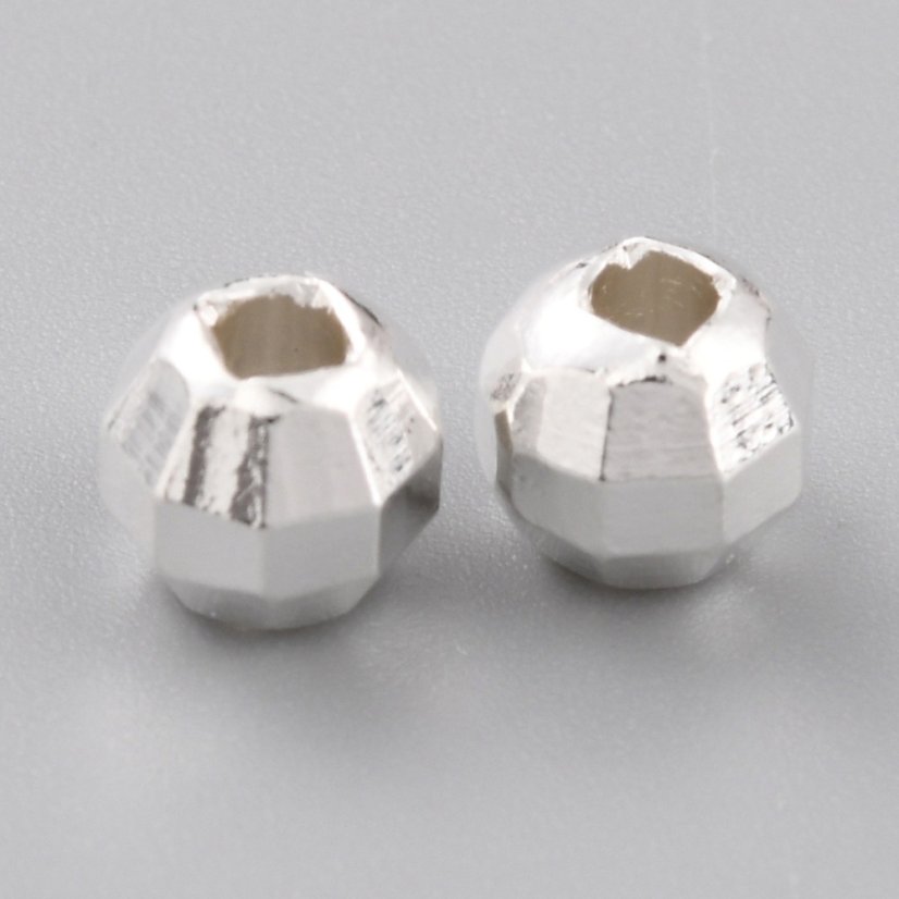 Mosadzný oddeľovač, gulička, strieborná, 5x5 mm