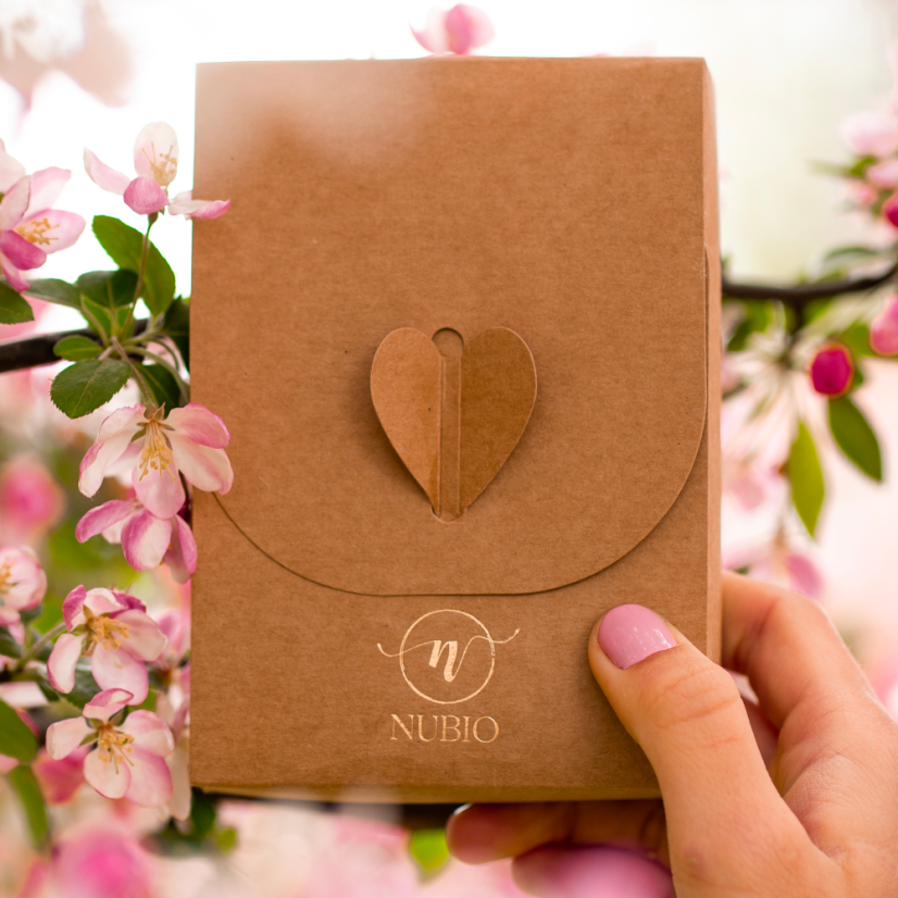 Nubio díszdoboz - arany dombornyomással