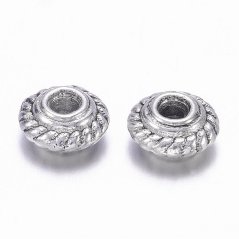 Kovový oddeľovač strieborný 5x3 mm prievlak 1,5 mm
